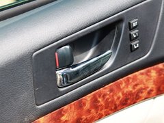 2010款 2.0L CVT 豪华版
