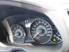 2010款 2.0L CVT 豪华版