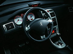 2010款 三厢 2.0L 自动 舒适版