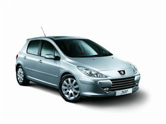 2010款 三厢 2.0L 自动 舒适版