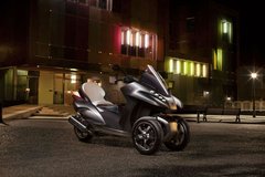2010款 三厢 2.0L 自动 舒适版