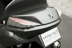 2010款 三厢 2.0L 自动 舒适版