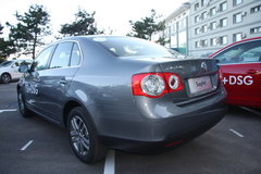 2010款 1.8T 自动 冠军版
