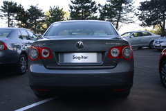 2010款 1.8T 自动 冠军版