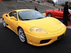 2012款 4.5L DCT 中国限量版