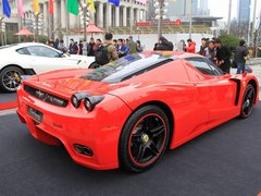 2012款 4.5L DCT 中国限量版