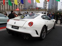 2012款 4.5L DCT 中国限量版