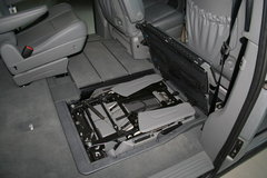 2005款 3.3 自动 7座