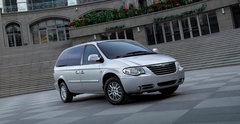 2005款 3.3 自动 7座