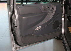 2005款 3.3 自动 7座