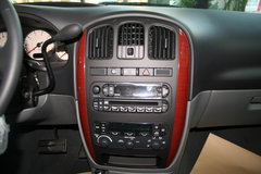 2005款 3.3 自动 7座