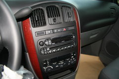 2005款 3.3 自动 7座