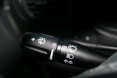 2005款 3.3 自动 7座