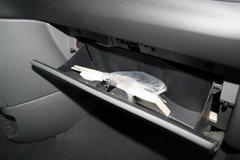 2005款 3.3 自动 7座