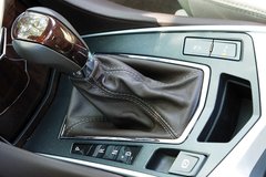 2010款 3.0 自动 旗舰版