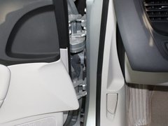 2010款 2.0L 自动 舒适型