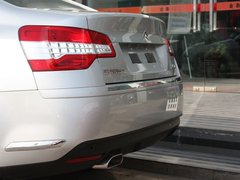 2010款 2.0L 自动 舒适型