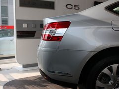 2010款 2.0L 自动 舒适型