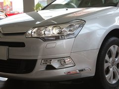 2010款 2.0L 自动 舒适型