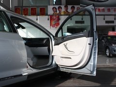 2010款 2.0L 自动 舒适型
