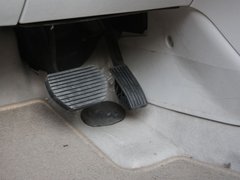 2010款 2.0L 自动 舒适型