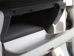 2010款 2.0L 自动 舒适型