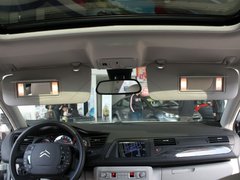 2010款 2.0L 自动 舒适型