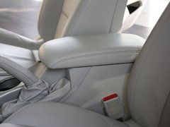 2010款 2.0L 自动 舒适型