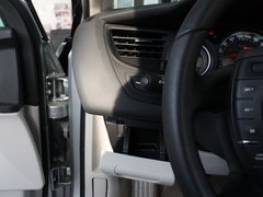 2010款 2.0L 自动 舒适型