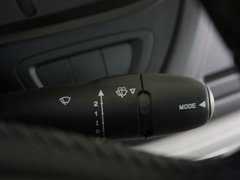 2010款 2.0L 自动 舒适型