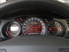 2010款 2.0L 自动 舒适型