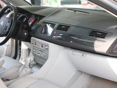 2010款 2.0L 自动 舒适型