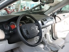 2010款 2.0L 自动 舒适型