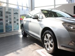 2010款 2.0L 自动 舒适型