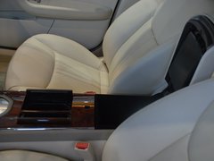 2010款 3.0L 自动 豪华版