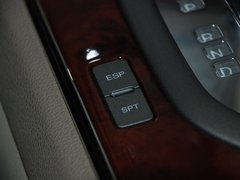 2010款 3.0L 自动 豪华版