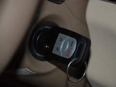 2010款 3.0L 自动 豪华版