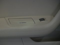 2010款 3.0L 自动 豪华版