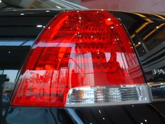 2010款 3.0L 自动 豪华版