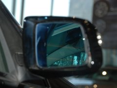2010款 3.0L 自动 豪华版