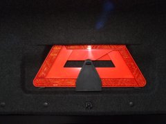 2010款 3.0L 自动 豪华版