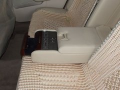 2010款 3.0L 自动 豪华版