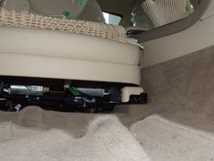 2010款 3.0L 自动 豪华版