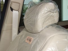 2010款 3.0L 自动 豪华版