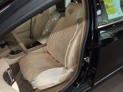 2010款 3.0L 自动 豪华版