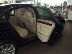2010款 3.0L 自动 豪华版