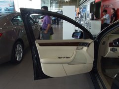 2010款 3.0L 自动 豪华版