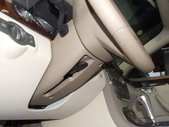 2010款 3.0L 自动 豪华版