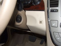 2010款 3.0L 自动 豪华版