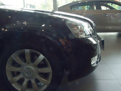 2010款 3.0L 自动 豪华版